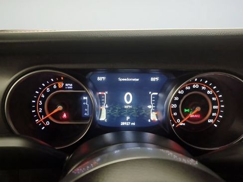 Used 2023 Jeep Gladiator Mojave w/ LED Lighting Group AWD/4WD image 22