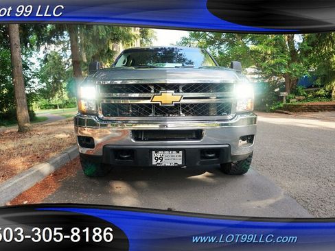 Used 2011 Chevrolet Silverado 2500 LTZ w/ LTZ Plus Package AWD/4WD image 6