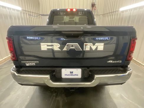 Used 2026 RAM 2500 Big Horn AWD/4WD image 25