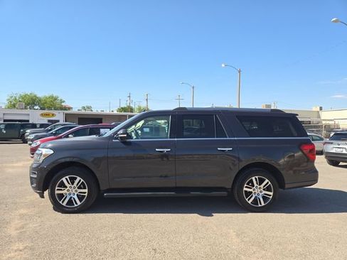 Used 2024 Ford Expedition Max Limited RWD image 3