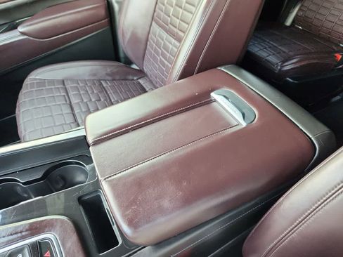 Used 2021 Cadillac Escalade ESV Sport Platinum image 20