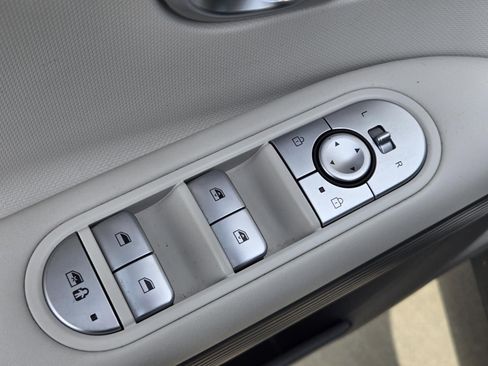 Used 2024 Hyundai Ioniq 5 SEL RWD image 21