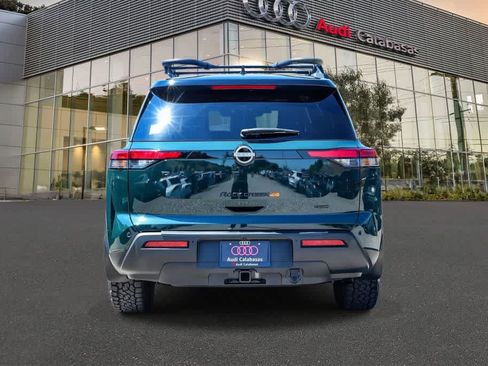 Used 2024 Nissan Pathfinder Rock Creek AWD/4WD image 4