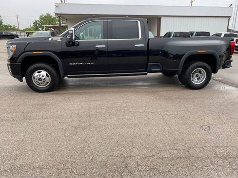 Used 2023 GMC Sierra 3500 Denali w/ Denali Ultimate Package AWD/4WD image 3
