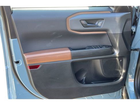 Used 2022 Ford Bronco Sport Outer Banks image 11