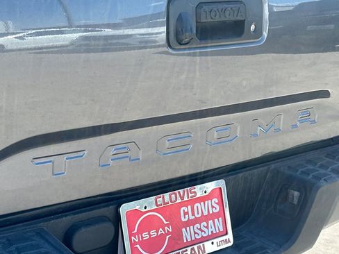 Used 2021 Toyota Tacoma SR w/ SR Convenience Package RWD image 13