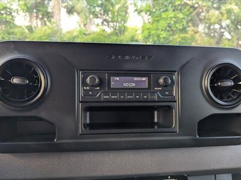 Used 2021 Mercedes-Benz Sprinter 2500 image 24