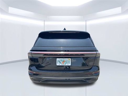 Used 2024 Lincoln Nautilus Reserve w/ Jet Appearance Package (87T) AWD/4WD image 7