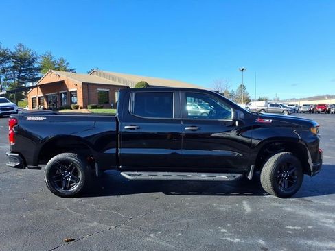 Used 2021 Chevrolet Silverado 1500 Custom Trail Boss image 2