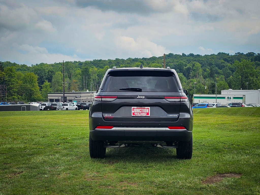 New 2026 Jeep Grand Cherokee Limited AWD/4WD image 4