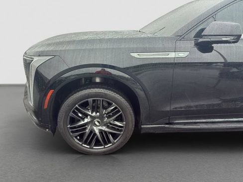 Used 2025 Cadillac Escalade IQ Sport 2 w/ LPO, ONYX Package AWD/4WD image 10