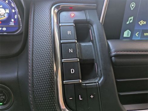 Used 2023 Chevrolet Tahoe RST image 16