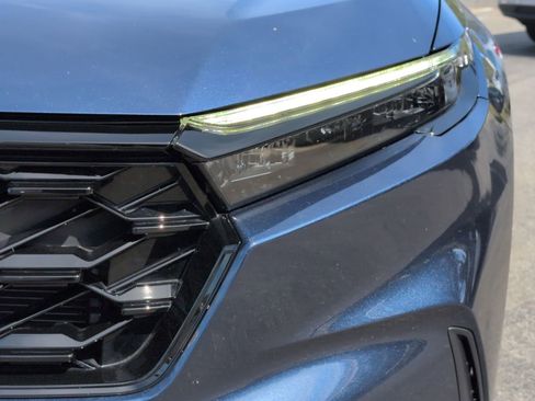 Used 2023 Honda CR-V Sport Touring image 10