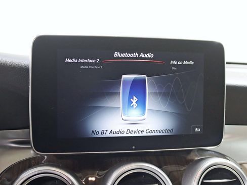 Used 2018 Mercedes-Benz GLC 300 GLC 300 4MATIC w/ Multimedia Package image 28