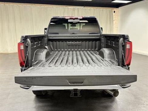 New 2026 GMC Sierra 2500 SLT w/ SLT Premium Package AWD/4WD image 5