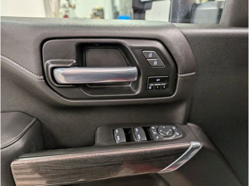 Used 2020 Chevrolet Silverado 2500 LTZ w/ LTZ Premium Package image 9