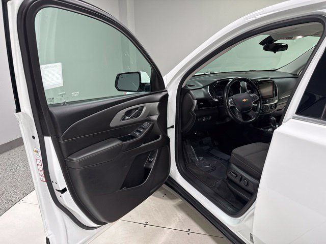 Used 2020 Chevrolet Traverse LT FWD image 10