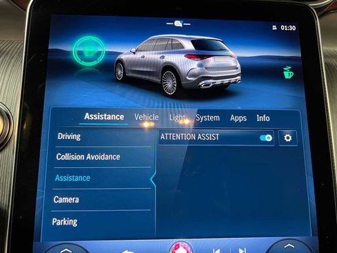 Used 2026 Mercedes-Benz GLC 300 4MATIC image 36