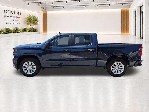 Used 2022 Chevrolet Silverado 1500 Custom RWD image 9