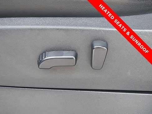 Used 2023 Nissan Frontier PRO-4X w/ Pro-4X Premium Package AWD/4WD image 14