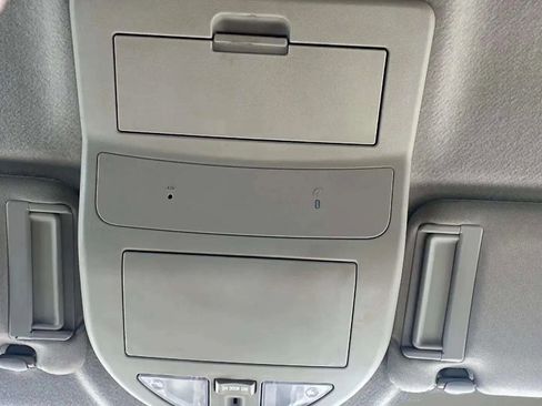 Used 2012 Nissan Titan SV w/ SV Value Truck Pkg image 32