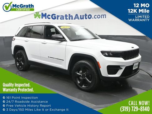 Used 2023 Jeep Grand Cherokee Altitude AWD/4WD image 1