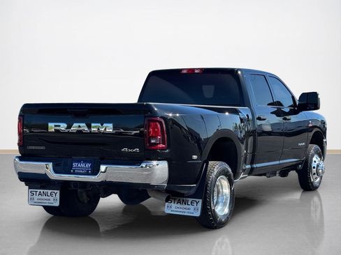 Used 2025 RAM 3500 Big Horn image 7