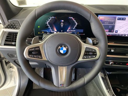 New 2026 BMW X5 xDrive40i w/ M Sport Package image 11