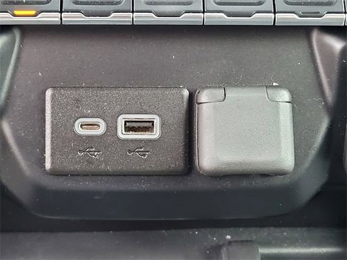 Used 2020 GMC Sierra 3500 Denali w/ Denali Ultimate Package image 15