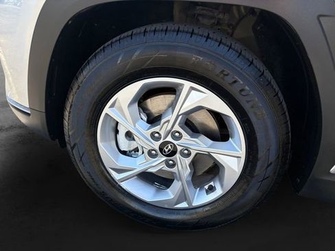 Used 2024 Hyundai Tucson SEL FWD image 11