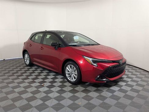 New 2026 Toyota Corolla SE image 3