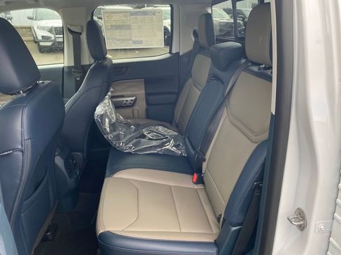 New 2026 Ford Maverick Lariat AWD/4WD image 18