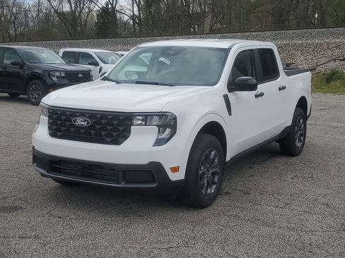 New 2026 Ford Maverick XLT FWD image 2