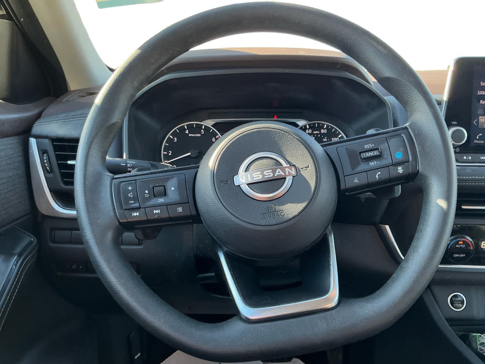 Used 2023 Nissan Rogue SV AWD/4WD image 12
