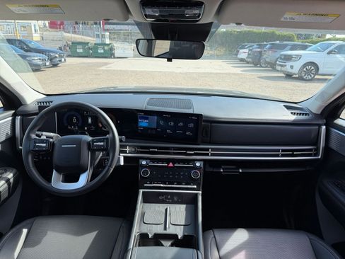 Used 2025 Hyundai Santa Fe SEL image 34