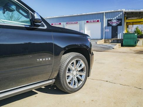 Used 2018 Chevrolet Tahoe Premier image 30