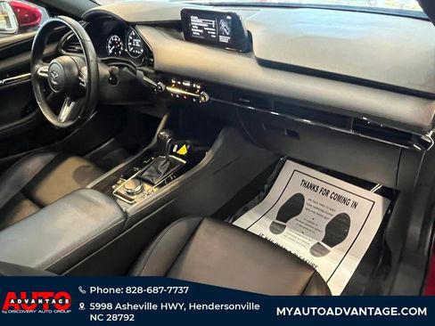 Used 2022 MAZDA MAZDA3 s FWD image 28