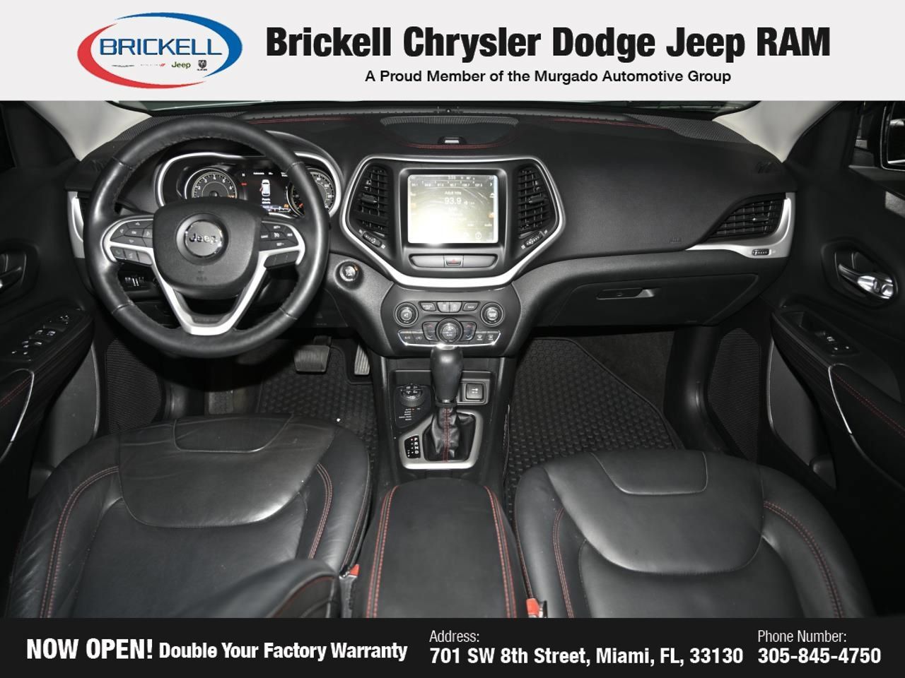 Used 2015 Jeep Cherokee Trailhawk w/ Comfort/Convenience Group AWD/4WD image 16