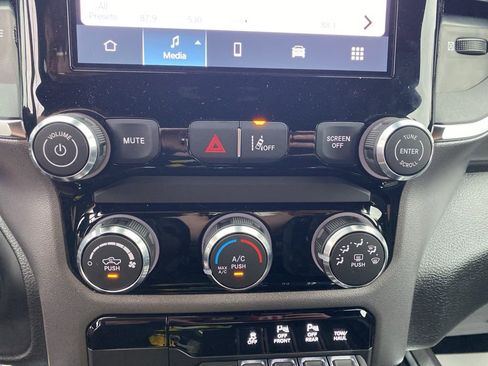 New 2026 RAM 1500 Express image 26