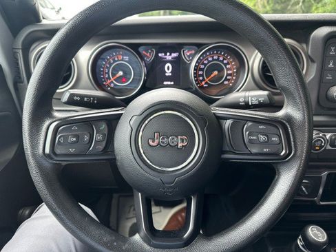 Used 2020 Jeep Wrangler Sport AWD/4WD image 10