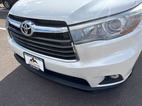 Used 2015 Toyota Highlander Plus AWD/4WD image 8