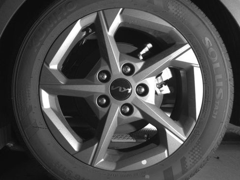 Used 2025 Kia K4 LXS image 14