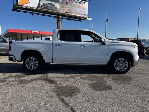 Used 2025 Chevrolet Silverado 1500 LTZ image 8
