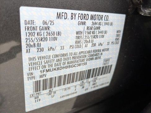 New 2025 Ford Explorer Active w/ Active Comfort Package image 18