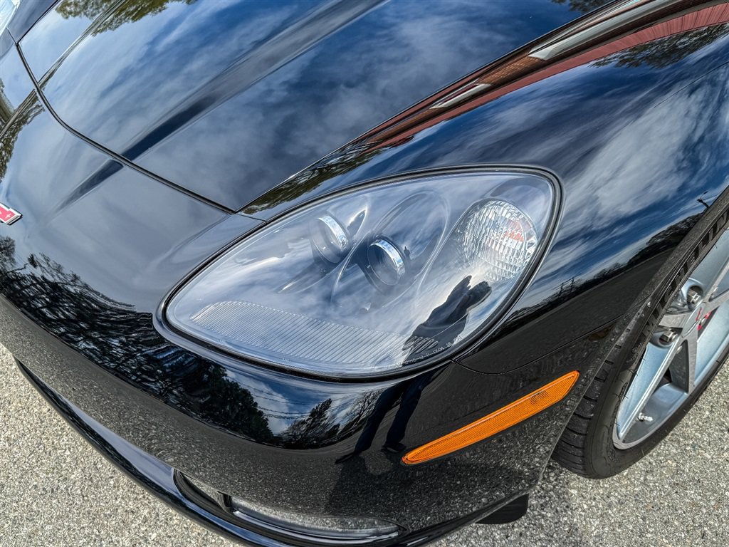 Used 2011 Chevrolet Corvette Convertible w/ Preferred Equipment Group RWD image 16