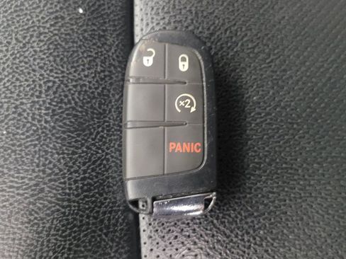 Used 2021 Jeep Compass Limited FWD image 32