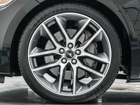 Used 2017 Ford Mustang GT Premium image 10