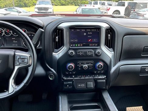 Used 2023 Chevrolet Silverado 2500 LTZ AWD/4WD image 13