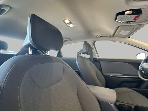 Used 2025 Kia K4 FWD image 17