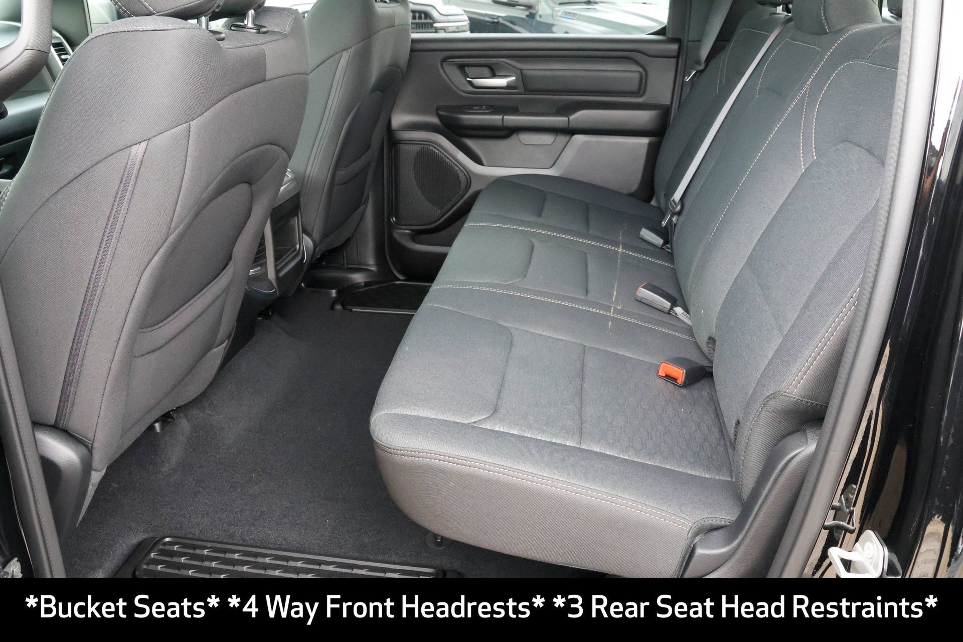 New 2026 RAM 1500 Express AWD/4WD image 16